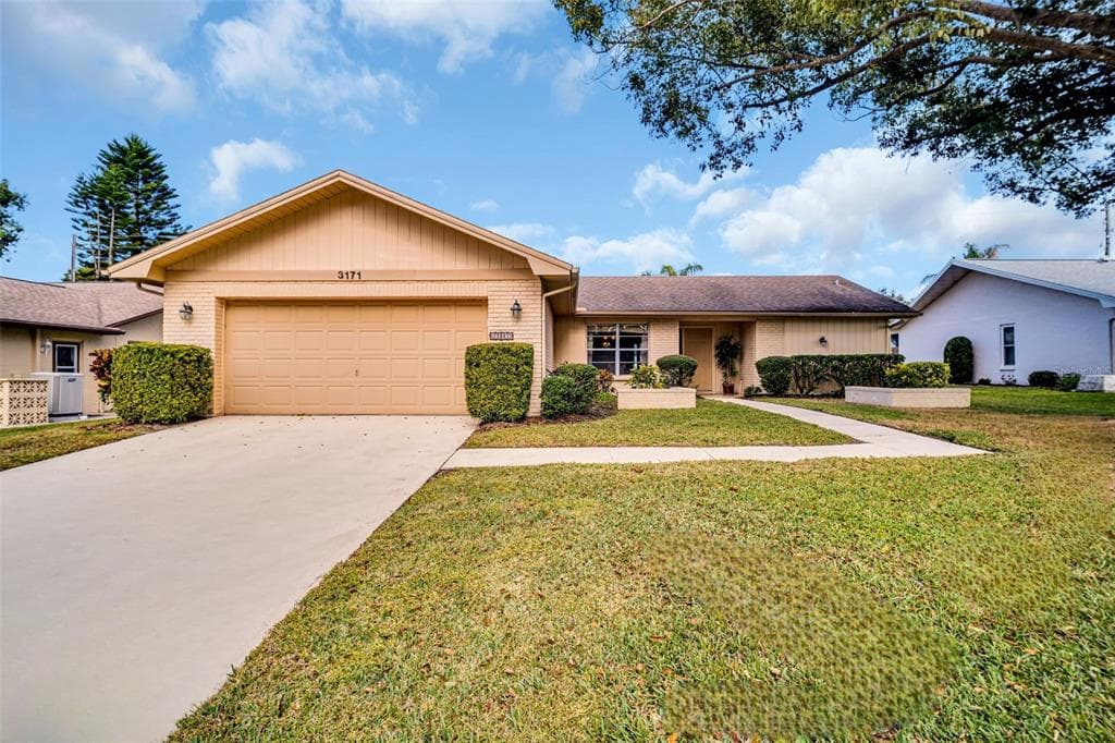 3171 E DORCHESTER DRIVE PALM HARBOR, FL 34684