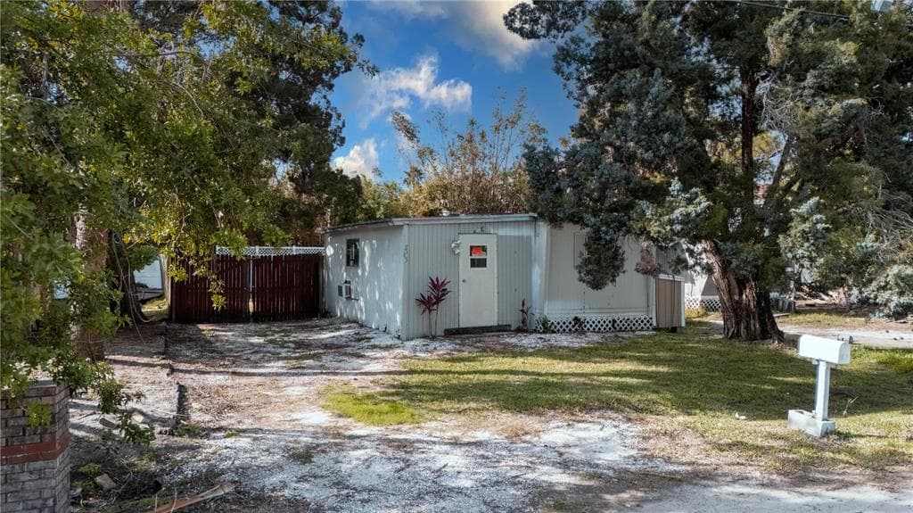 5545 VAN DOREN AVENUE NEW PORT RICHEY, FL 34652