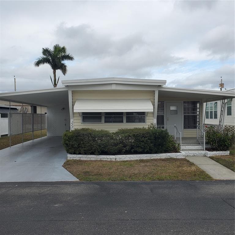 18675 US HIGHWAY 19 N UNIT 222 CLEARWATER, FL 33764