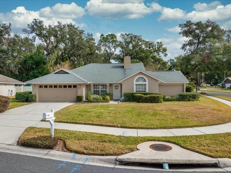 2000 HEATHEROAK DRIVE APOPKA, FL 32703