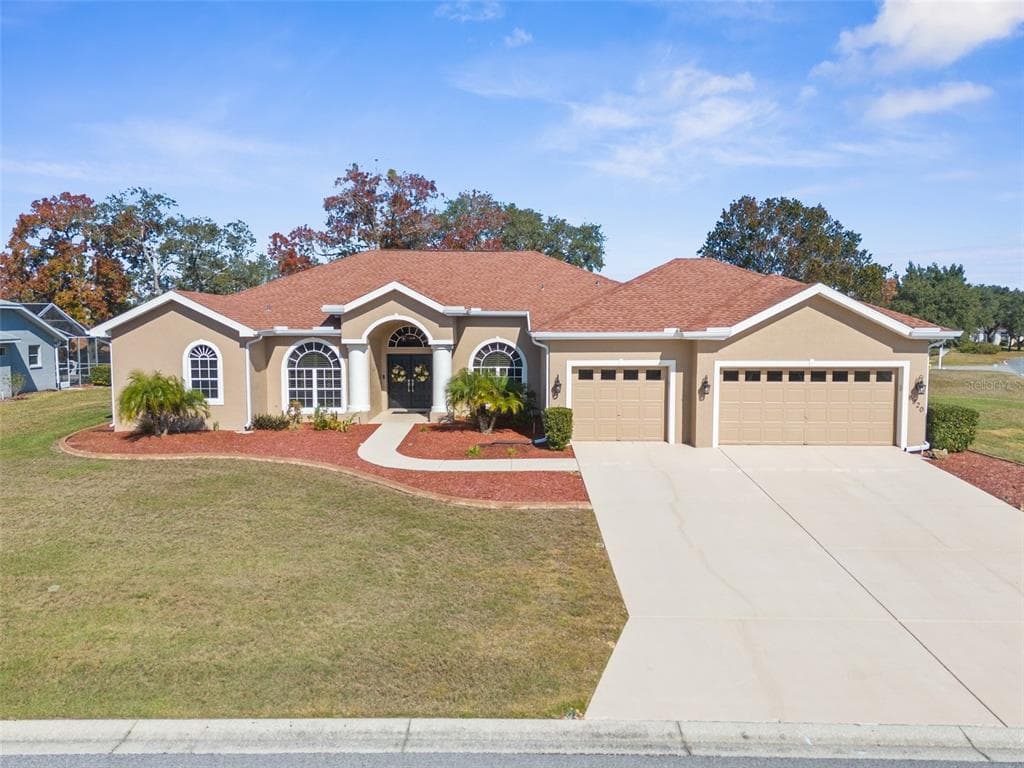 8320 MAYBELLE DRIVE WEEKI WACHEE, FL 34613