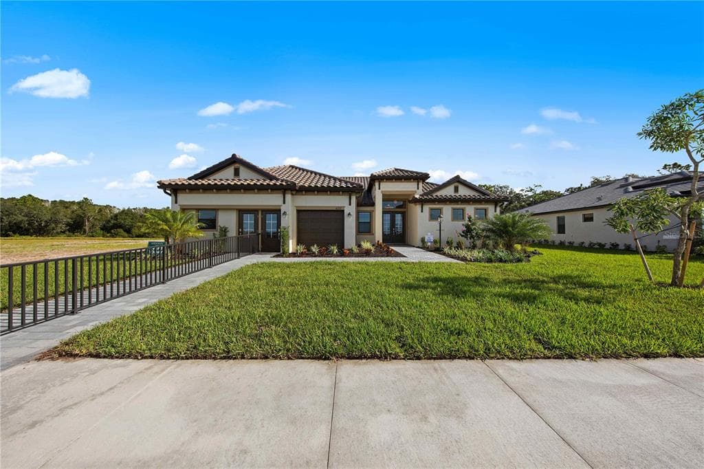 8080 AGATE STREET PORT CHARLOTTE, FL 33981