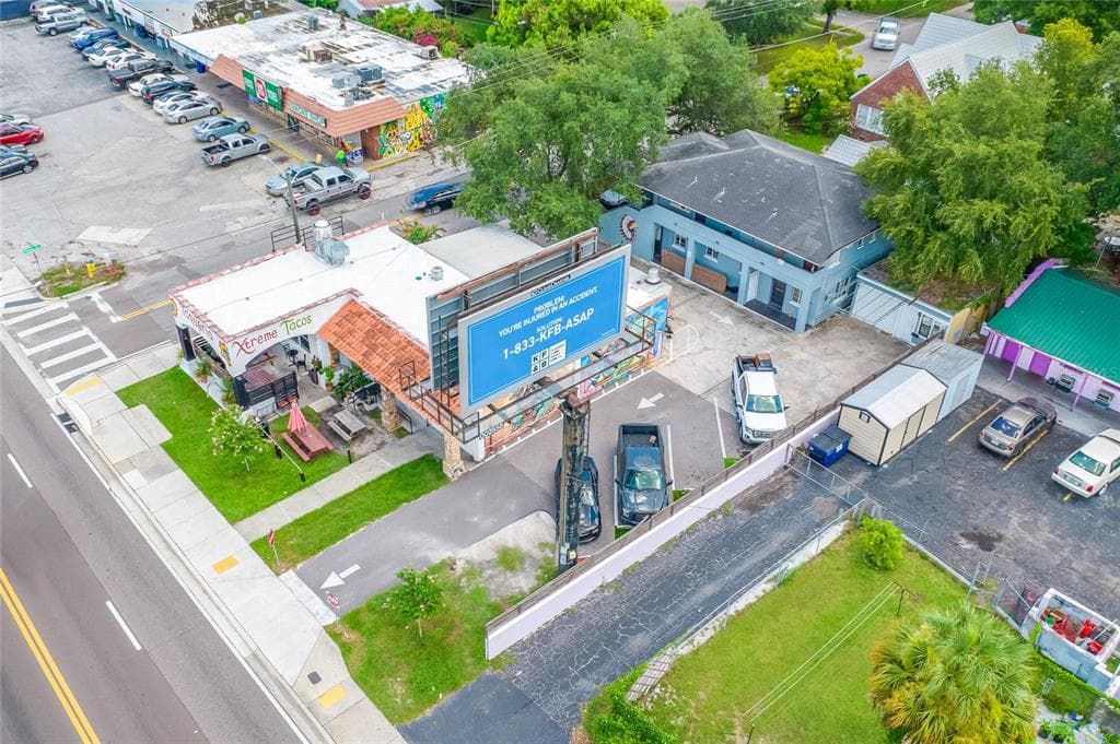 5609 N NEBRASKA AVENUE TAMPA, FL 33604