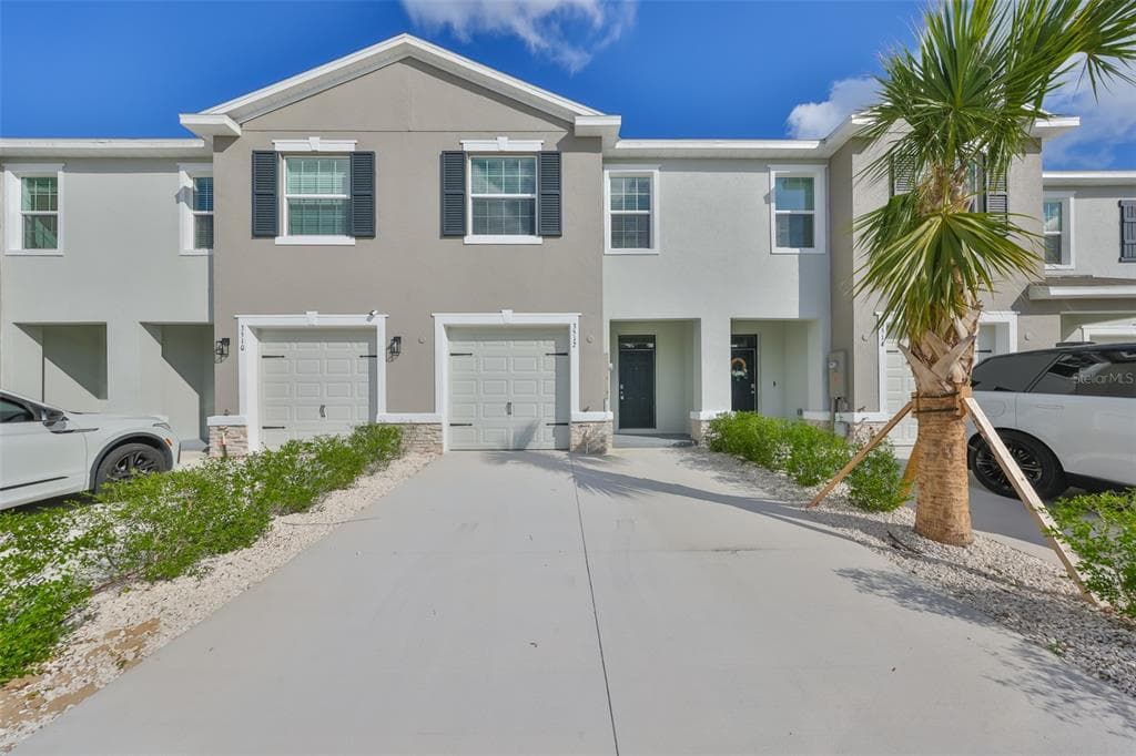 3512 WHITE DANDELION COURT PLANT CITY, FL 33565