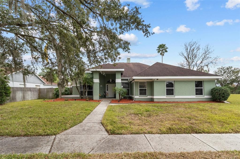 9201 MILL CIRCLE TAMPA, FL 33647