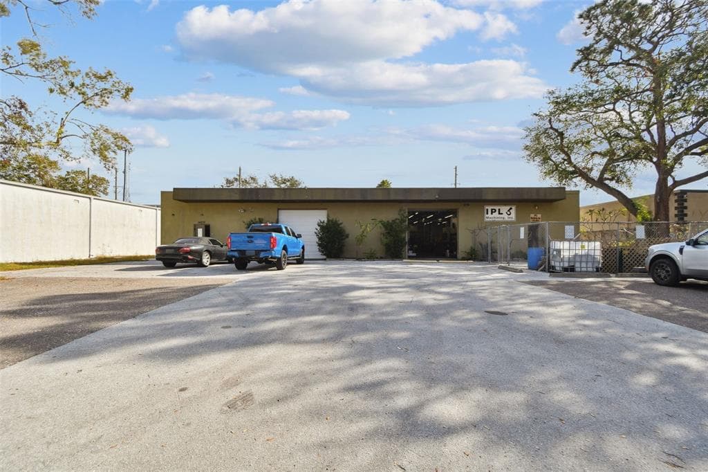 14261 60TH ST N CLEARWATER, FL 33760