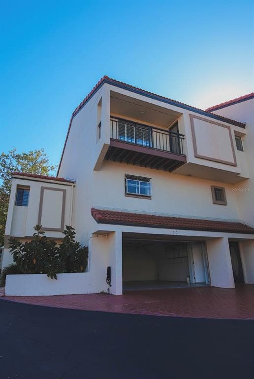240 WINDWARD PASSAGE UNIT 1101 CLEARWATER BEACH, FL 33767