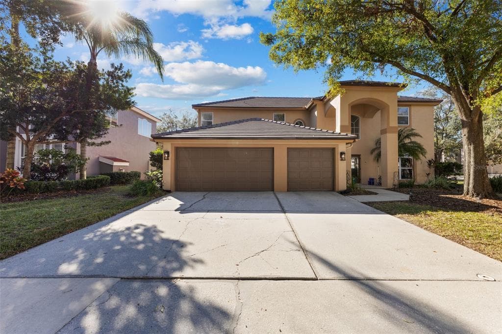 18144 REGENTS SQUARE DRIVE TAMPA, FL 33647
