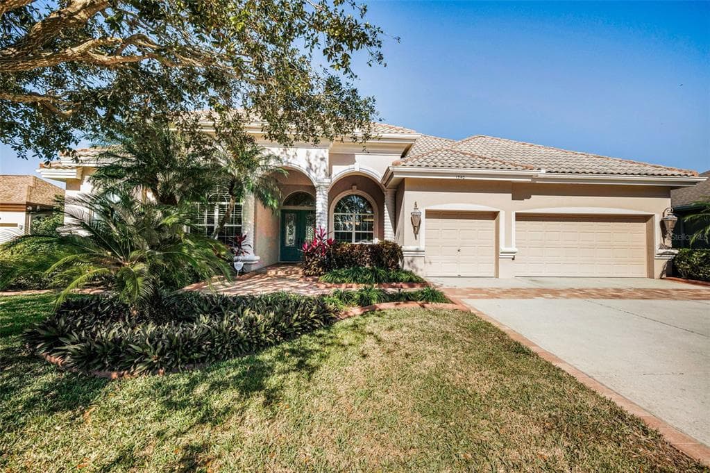 1540 PARILLA CIRCLE
