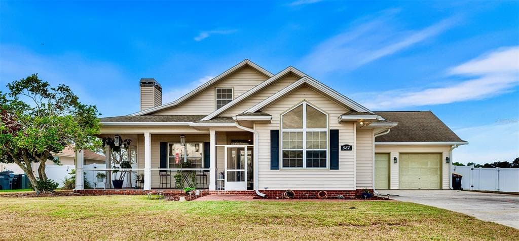 587 HUNTERS RUN BOULEVARD LAKELAND, FL 33809