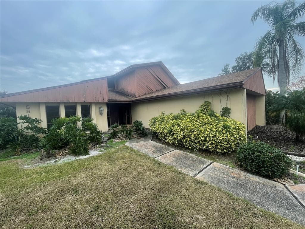 5516 KINGS MONT COURT LAKELAND, FL 33813
