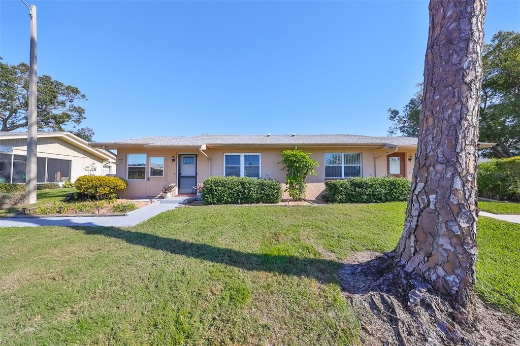 409 FLANBOROUGH TRAIL UNIT A SUN CITY CENTER, FL 33573