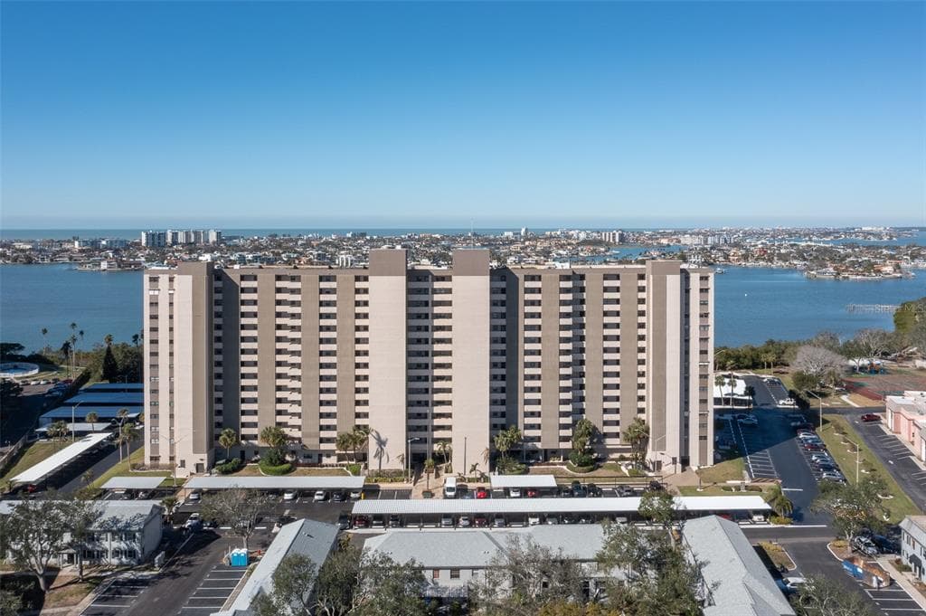 7050 SUNSET DRIVE S UNIT 211 SOUTH PASADENA, FL 33707