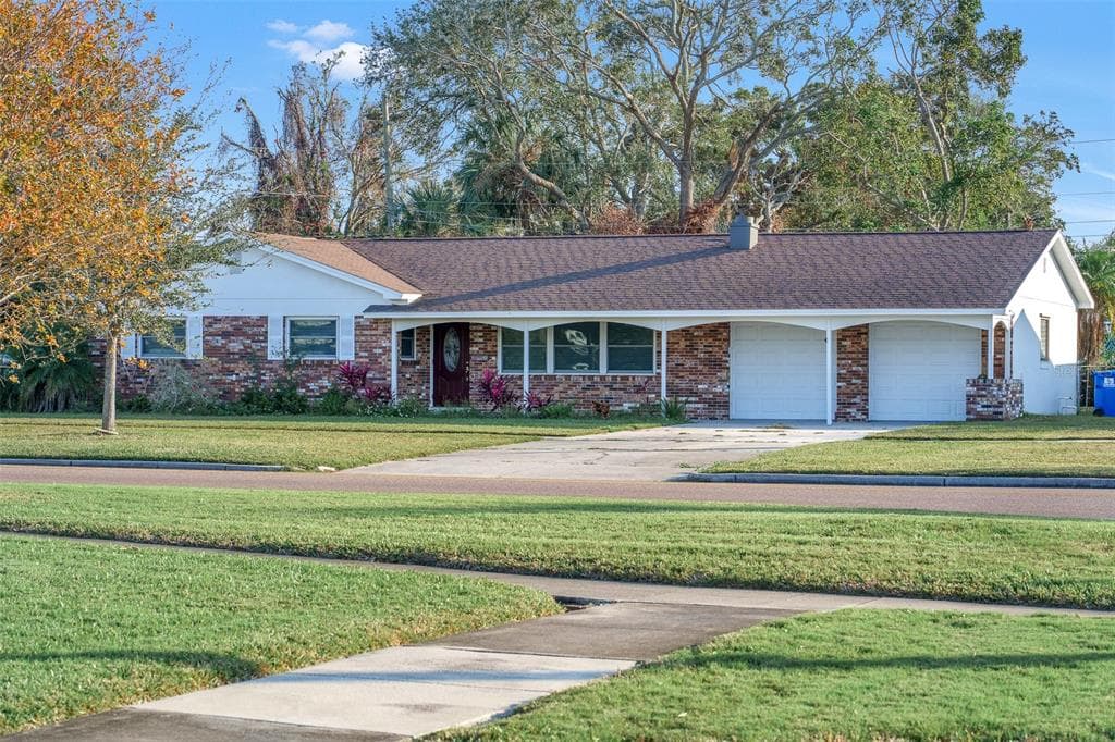 6180 30TH AVENUE N ST PETERSBURG, FL 33710