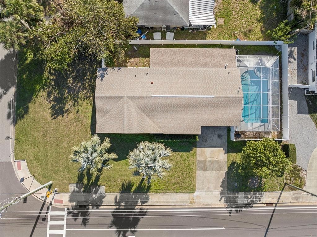 1198 40TH AVENUE NE ST PETERSBURG, FL 33703