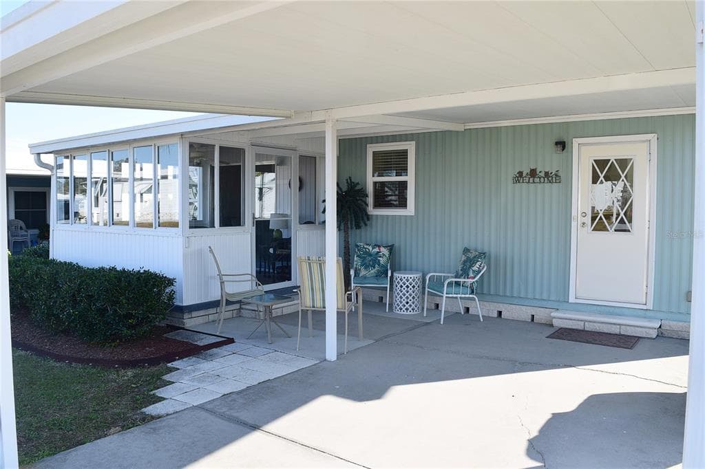 37616 PINATA AVENUE ZEPHYRHILLS, FL 33541