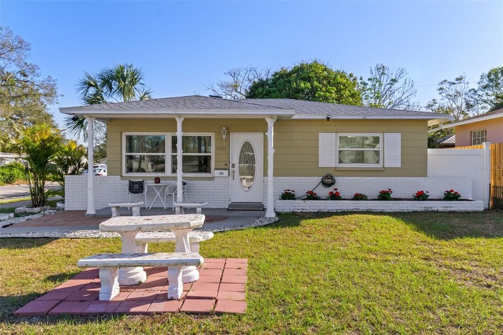 4300 9TH AVENUE N ST PETERSBURG, FL 33713