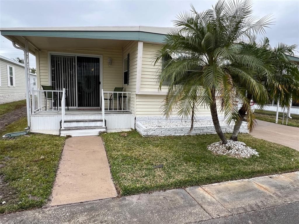 11300 124TH AVENUE UNIT 75 LARGO, FL 33778