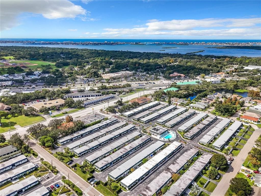 7865 38TH PLACE N ST PETERSBURG, FL 33709