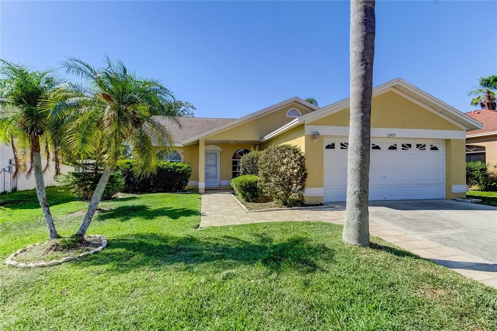 11507 WHISPERING HOLLOW DRIVE TAMPA, FL 33635