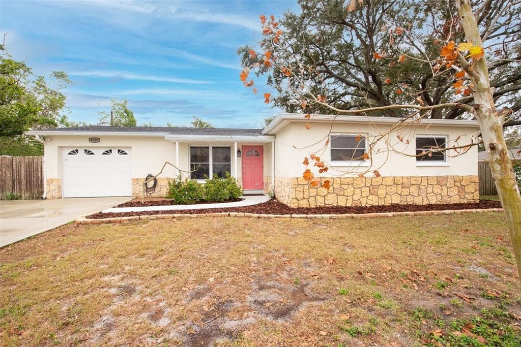 4080 35TH AVENUE N ST PETERSBURG, FL 33713
