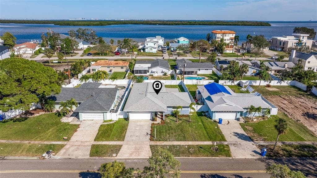 6025 VENETIAN BOULEVARD NE ST PETERSBURG, FL 33703
