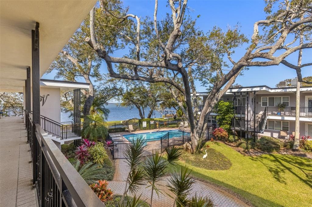 1101 VICTORIA DRIVE UNIT 16 DUNEDIN, FL 34698