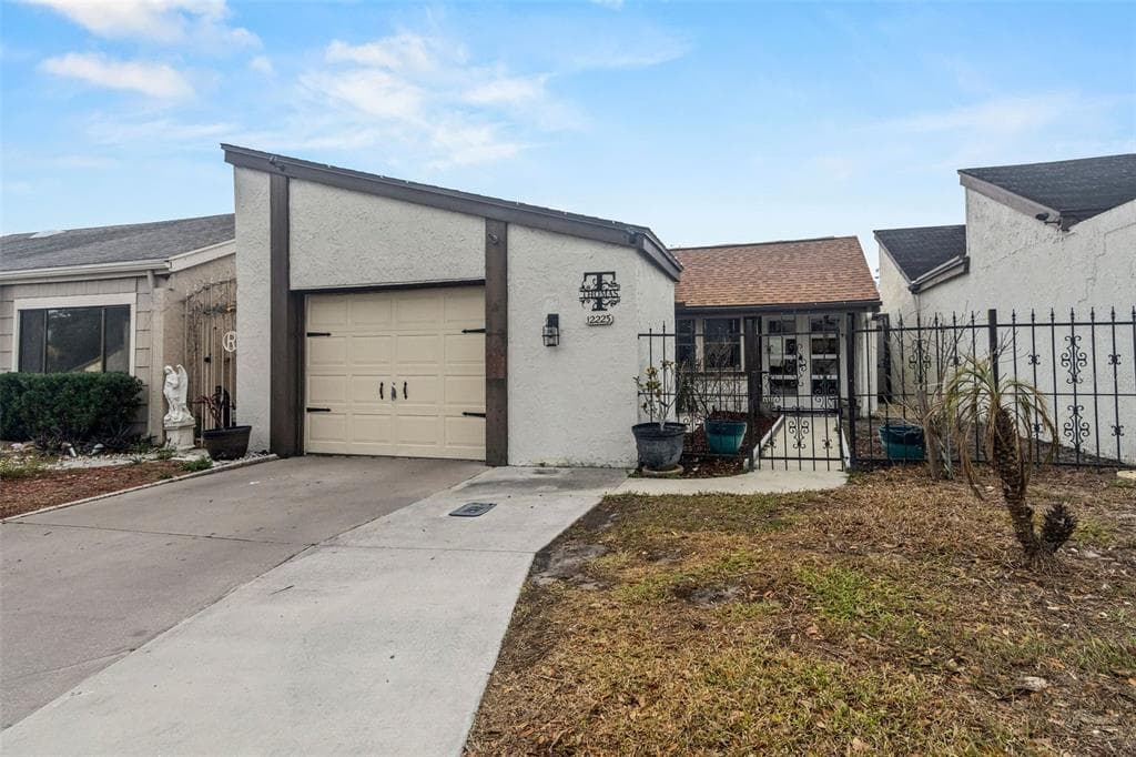 12223 MAGNOLIA GROVE