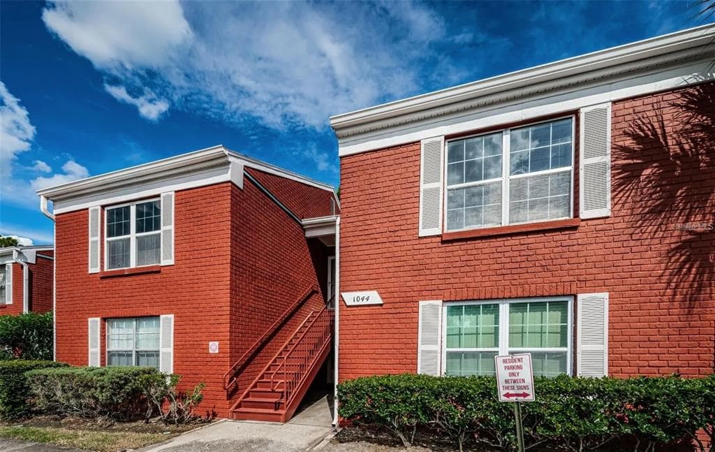 1044 82ND TERRACE N UNIT 1044C ST PETERSBURG, FL 33702