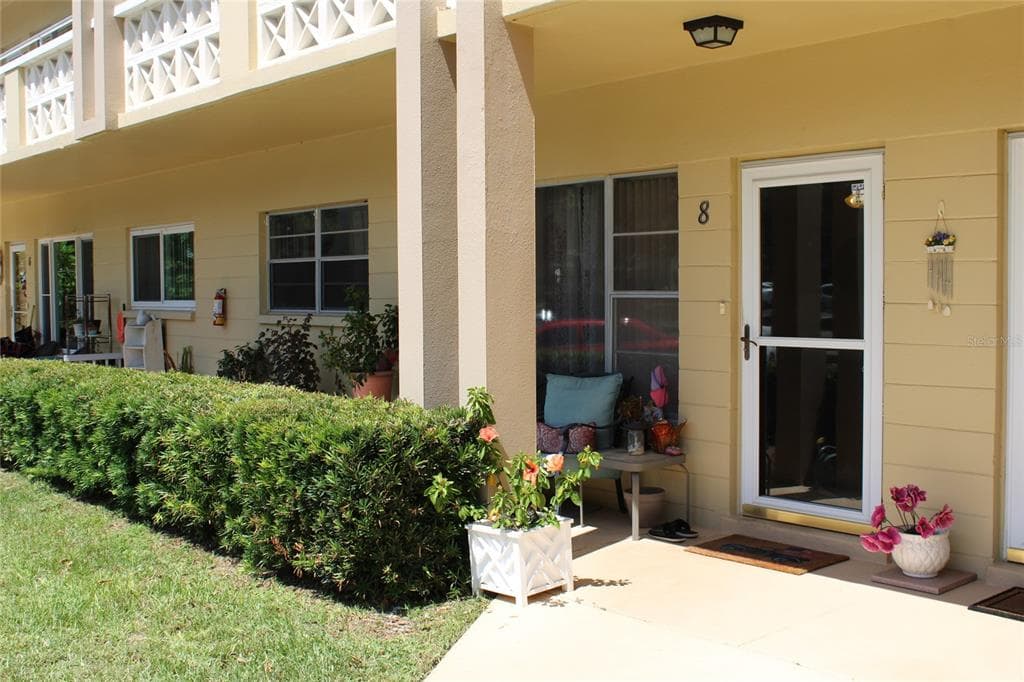 2360 IRISH LANE UNIT 8 CLEARWATER, FL 33763