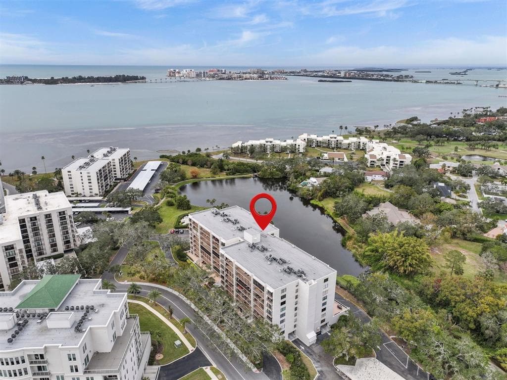 220 BELLEVIEW BOULEVARD UNIT 607 BELLEAIR, FL 33756