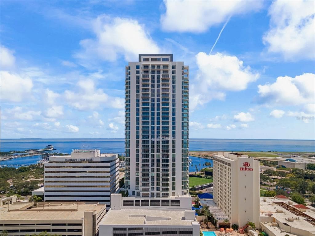 301 1ST STREET S UNIT 1905 ST PETERSBURG, FL 33701