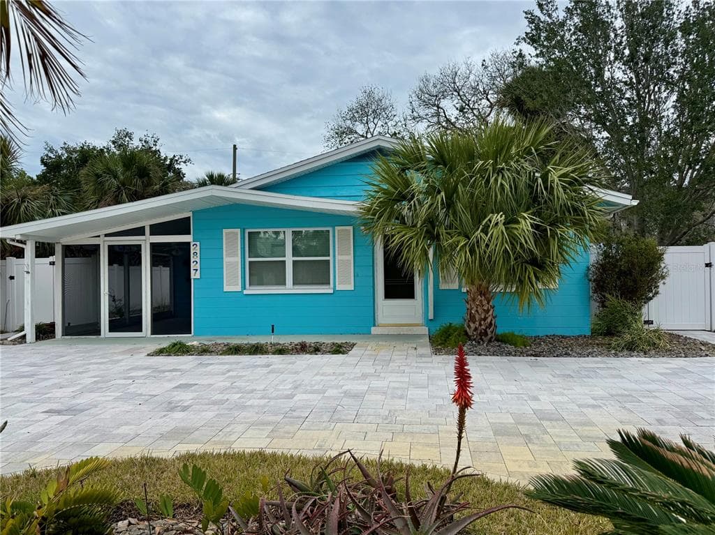 2827 MIRIAM STREET S GULFPORT, FL 33711