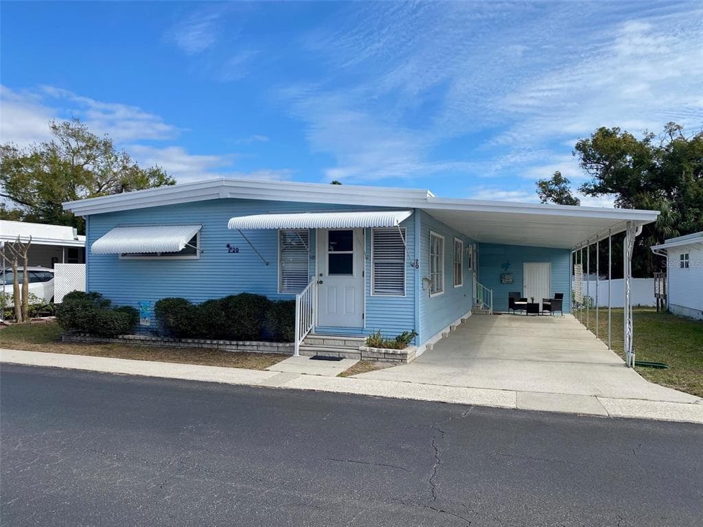 20 PINDO PALM STREET E LARGO, FL 33770