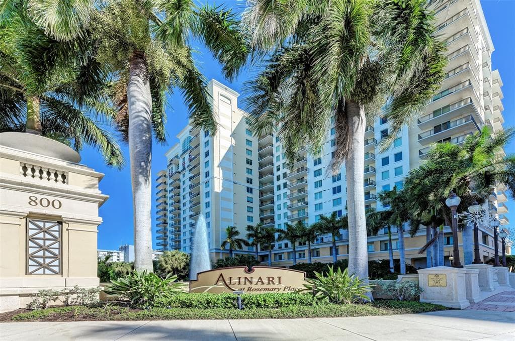 800 N TAMIAMI TRAIL UNIT 810 SARASOTA, FL 34236