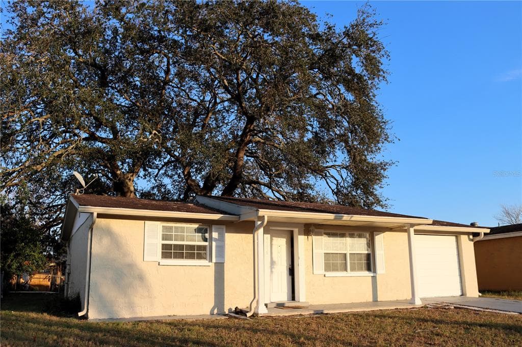 9116 CHANTILLY LANE PORT RICHEY, FL 34668