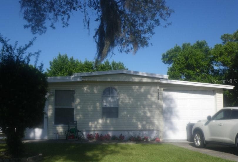 7174 FAIRLANE AVENUE BROOKSVILLE, FL 34613