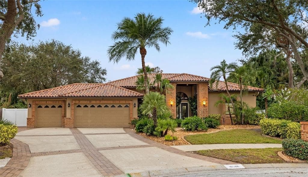 10526 100TH STREET LARGO, FL 33773