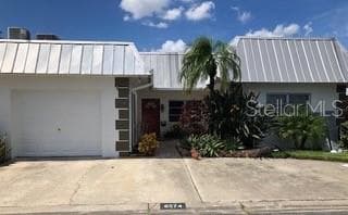 6574 GREEN VALLEY DRIVE SEMINOLE, FL 33777