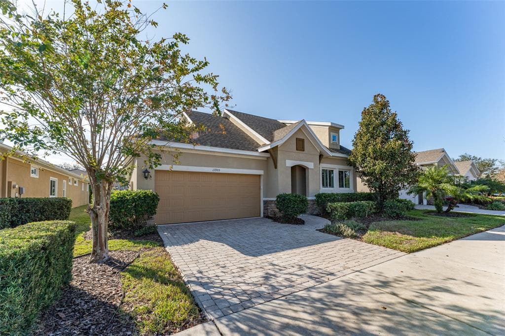 13905 GOLDFINCH GLADE LANE LITHIA, FL 33547