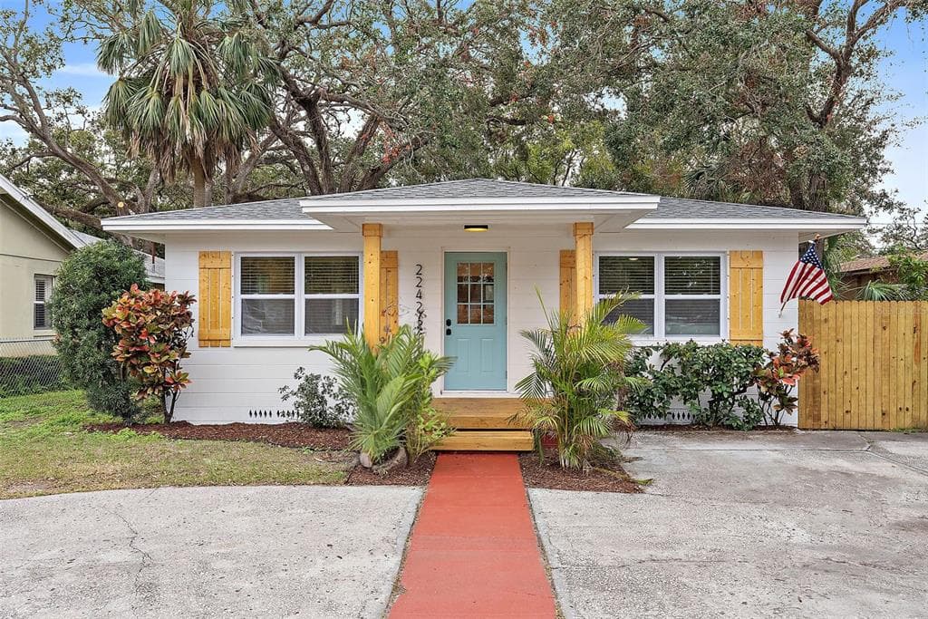 2242 22ND AVENUE S ST PETERSBURG, FL 33712