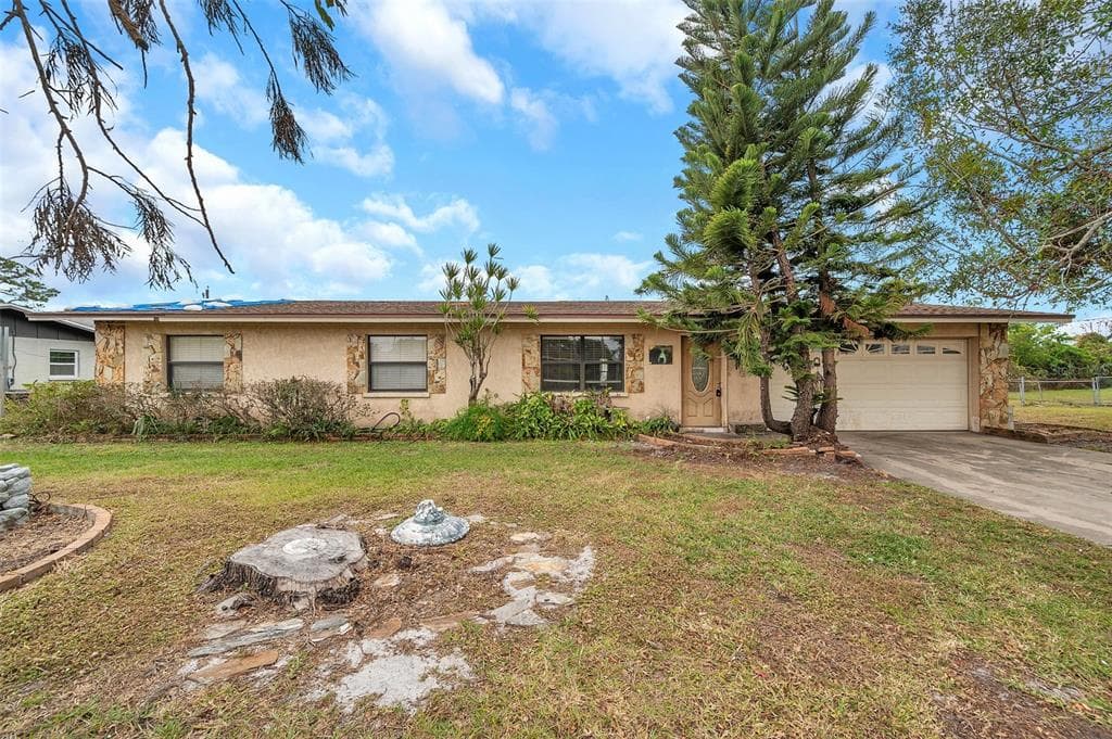 6327 5TH STREET CIRCLE E BRADENTON, FL 34203