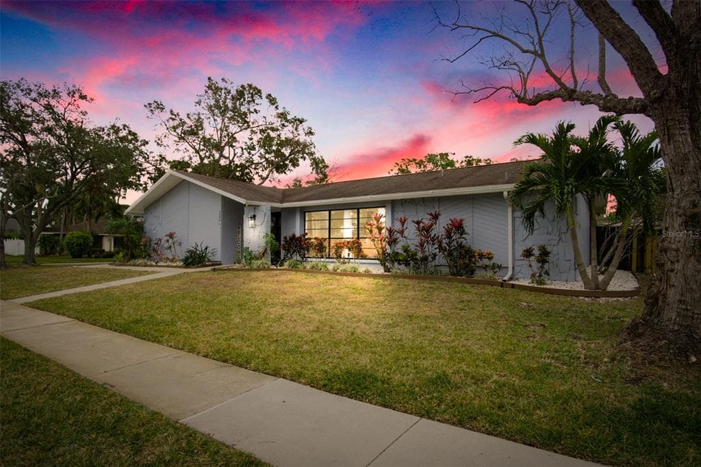 3006 MOCKINGBIRD COURT CLEARWATER, FL 33762
