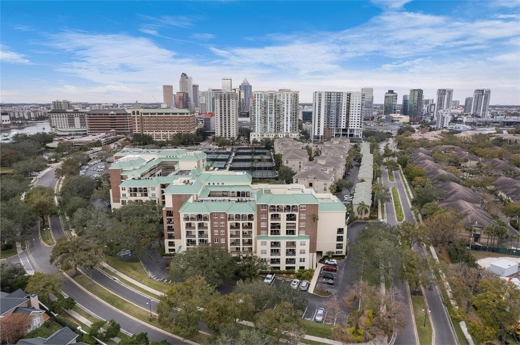 1002 S HARBOUR ISLAND BOULEVARD UNIT 1502 TAMPA, FL 33602