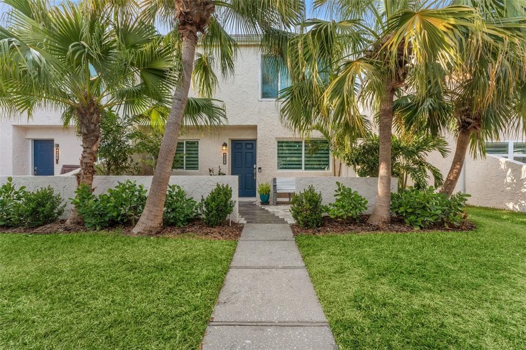 4208 HARBOR HOUSE DRIVE TAMPA, FL 33615