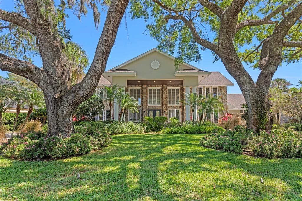 16403 ZURRAQUIN DE AVILA TAMPA, FL 33613