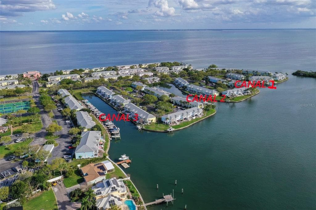 0 STARFISH DRIVE SE UNIT 33SS ST PETERSBURG, FL 33705