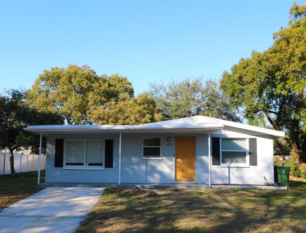 2706 E 99TH AVENUE TAMPA, FL 33612