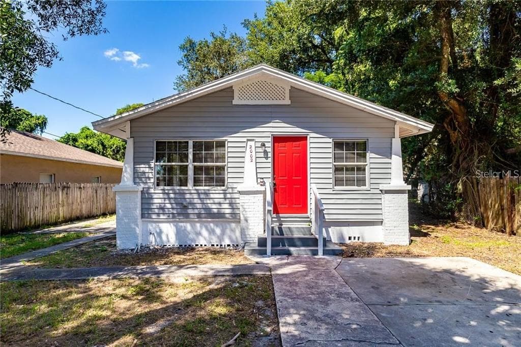 2002 E ELLICOTT STREET TAMPA, FL 33610