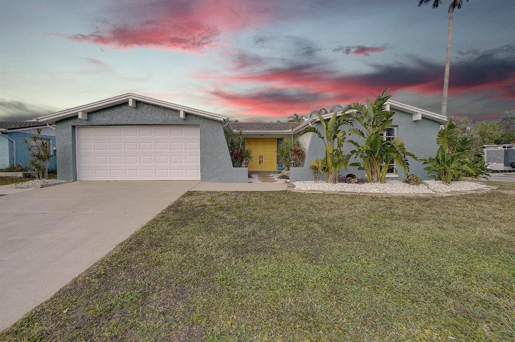 3435 ROXBURY DRIVE HOLIDAY, FL 34691